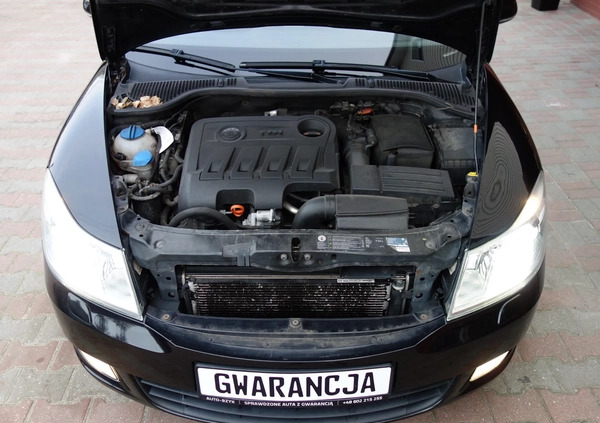 Skoda Octavia cena 31500 przebieg: 288000, rok produkcji 2013 z Nysa małe 781